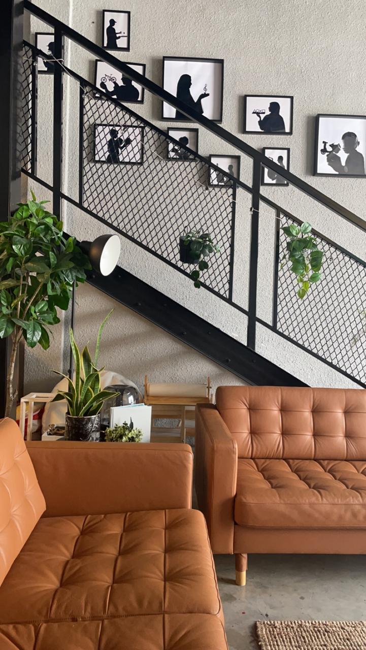 Mouza Photographer Studio